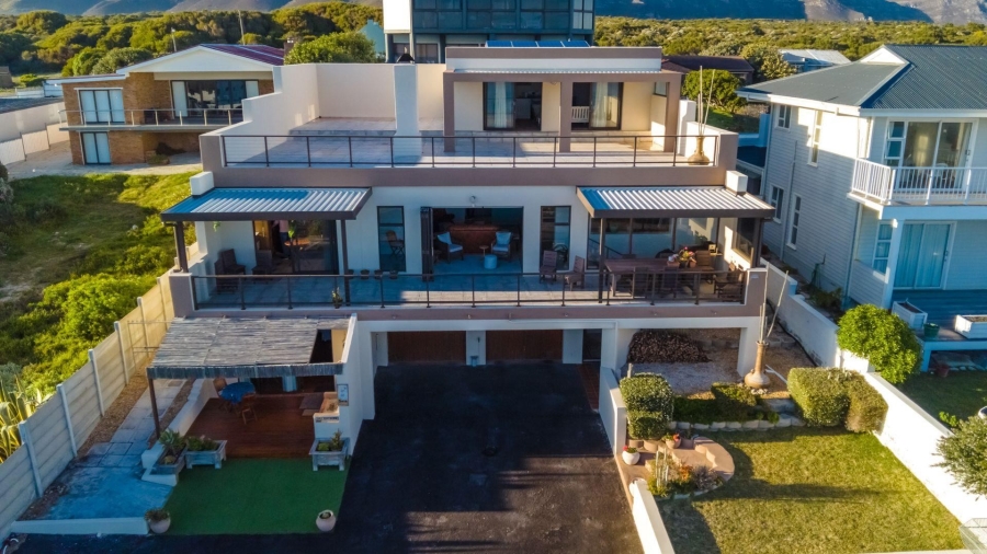 5 Bedroom Property for Sale in De Kelders Western Cape